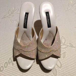 Iridescent sparkle Betsey Polly pumps!!!
